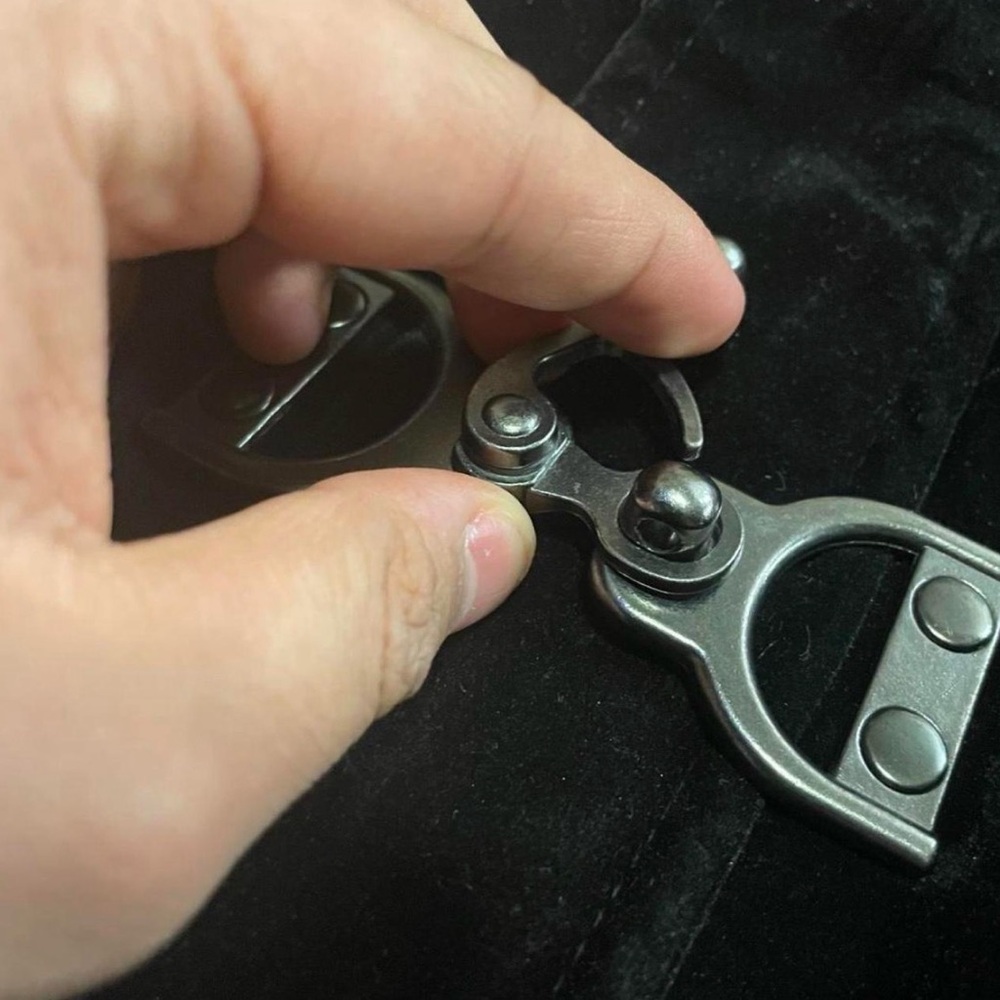 Vintage Japanese Brand Velvet Cyberpunk Goth Clasp Jacket - Picture 8 of 8